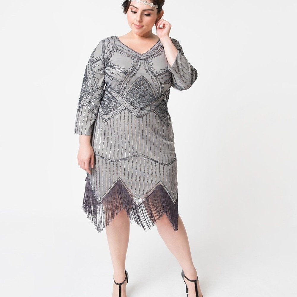 Unique Vintage Silver Flapper Dress Sequin Beaded Fringe Ladies Medium 1920s